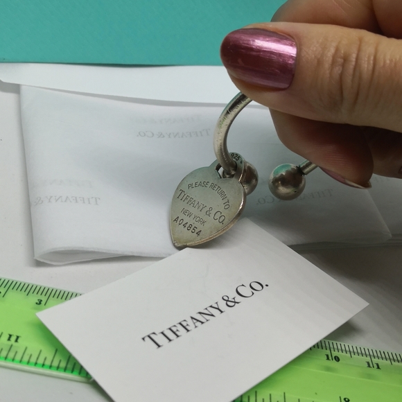 Tiffany & CO Sterling Sterling Silver Horseshoe 🗝️ Key Ring chain ❤️ Gift 🎁 - Picture 1 of 6
